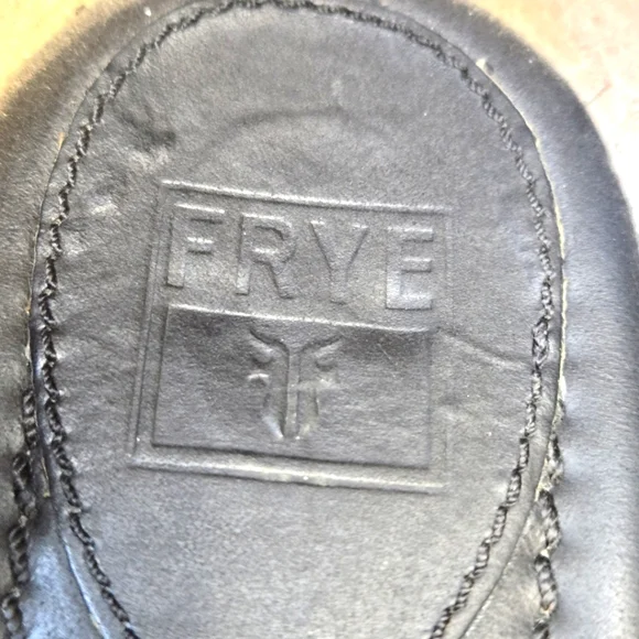 Frye Black and White Leather Sandals - Picture 6 of 7